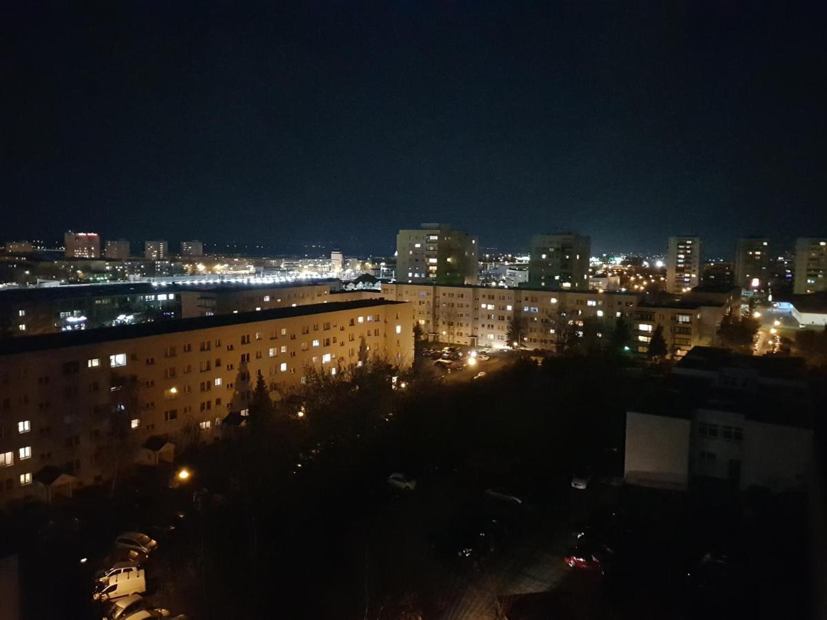 Apartament W2, Mieszkanie Dla Wszystkich コニン エクステリア 写真
